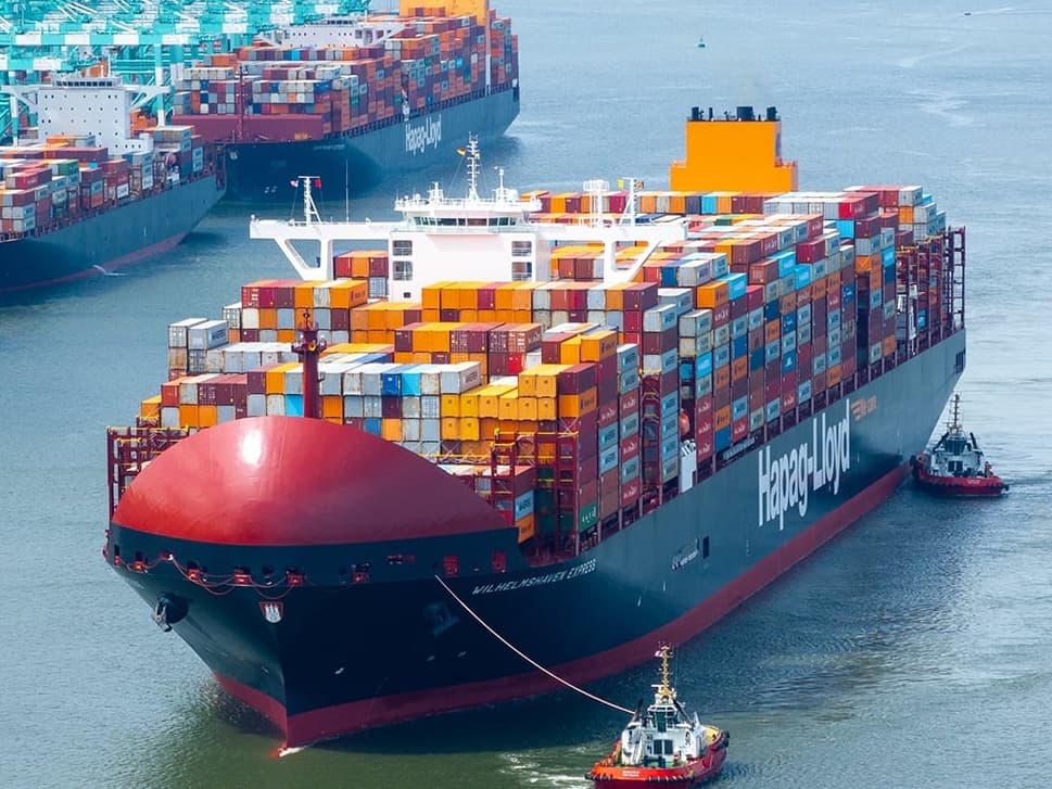 Junge MIT besucht Hapag Lloyd