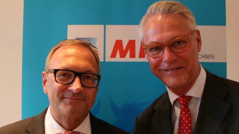 Peter Luths (r.) begrüßte als besonderen Gast der MIT Lüneburg den Leiter der Konzernrevision der Talanx-Gruppe, Andreas Braun Peter Luths (r.) begrüßte als besonderen Gast der MIT Lüneburg den Leiter der Konzernrevision der Talanx-Gruppe, Andreas Braun